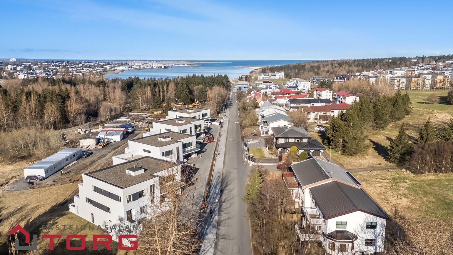 Fossvogsvegur 32 - 0102, 108 Reykjavík