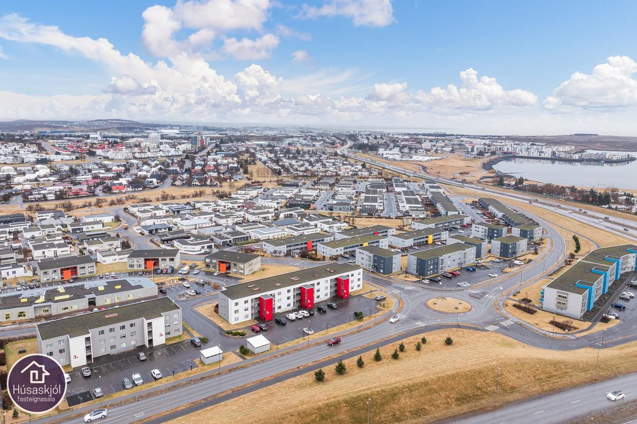 Línakur 1, 210 Garðabær