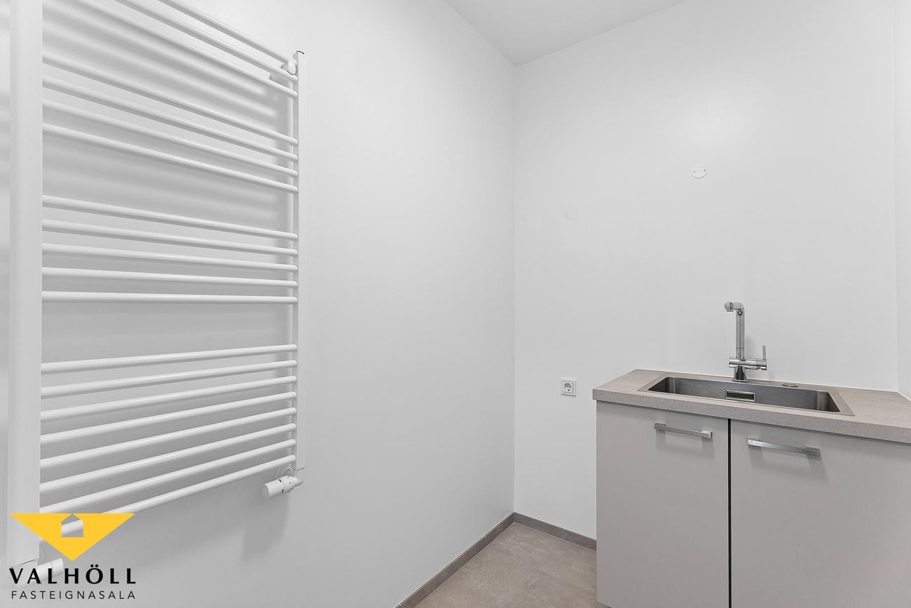 Asparlaut 1, 230 Reykjanesbær
