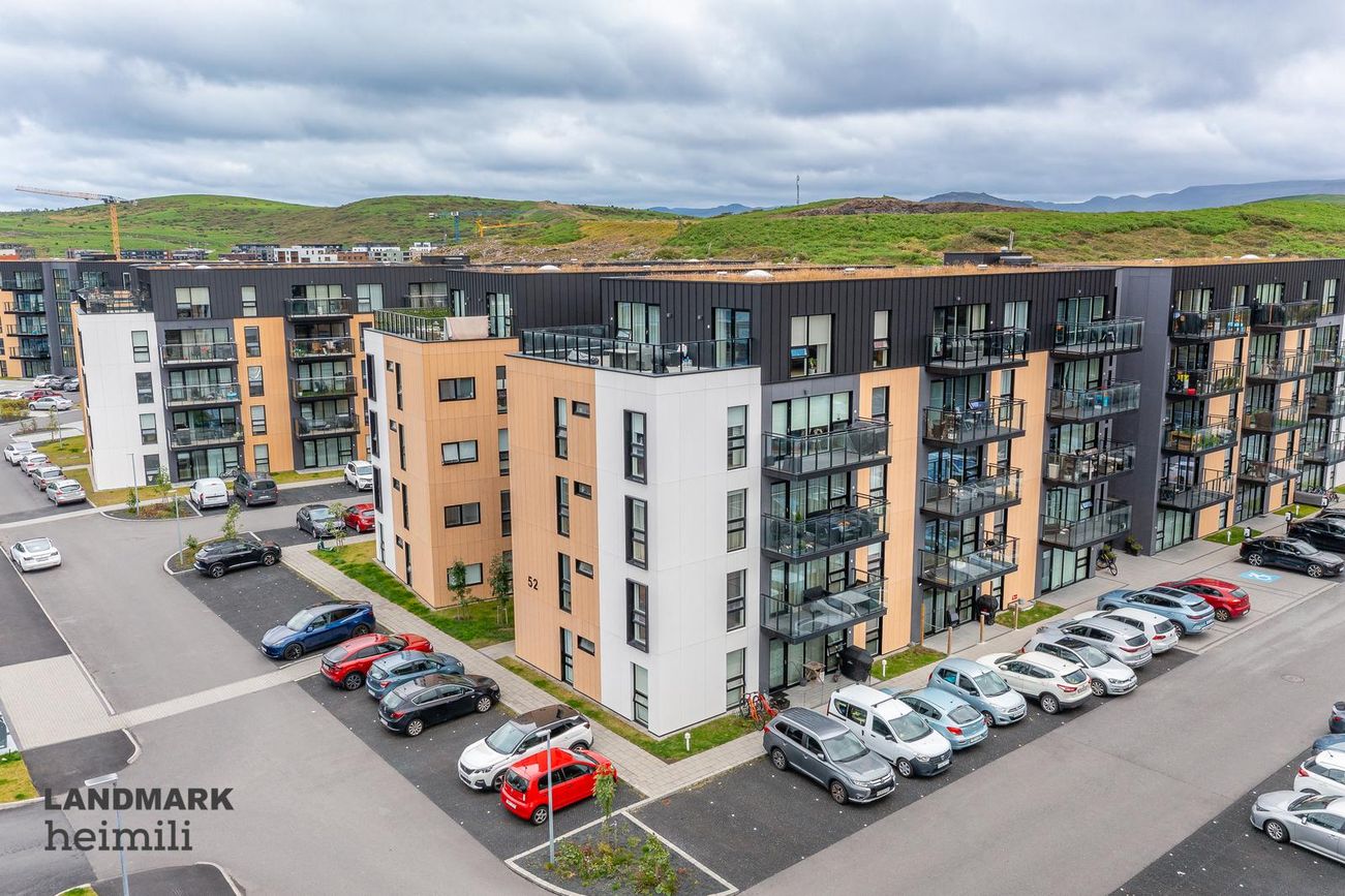 Áshamar 52, 221 Hafnarfjörður