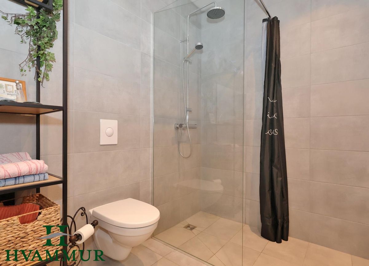 Kjarnagata 65, 600 Akureyri