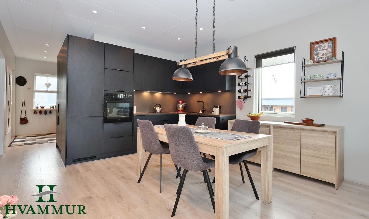 Kjarnagata 65, 600 Akureyri