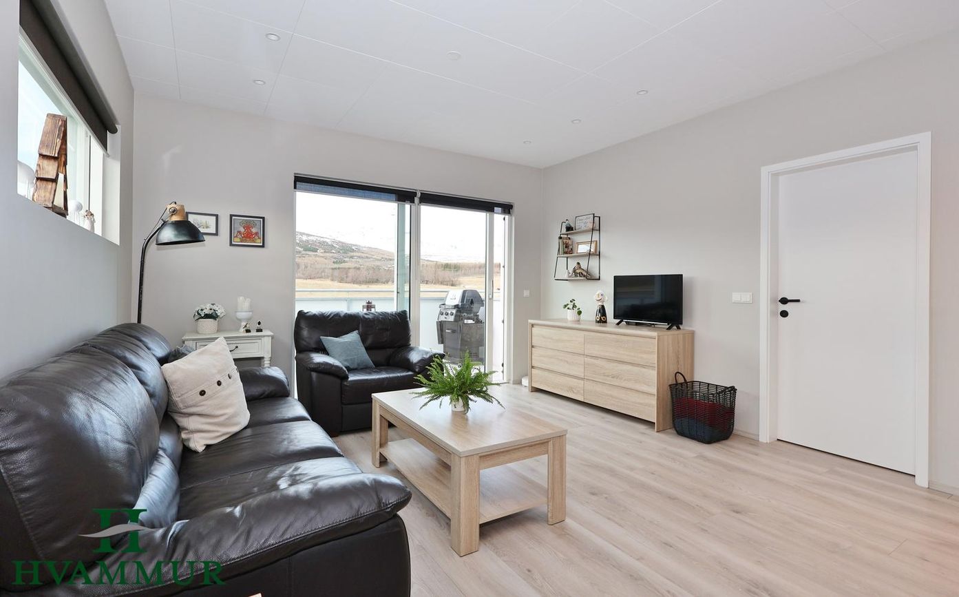 Kjarnagata 65, 600 Akureyri