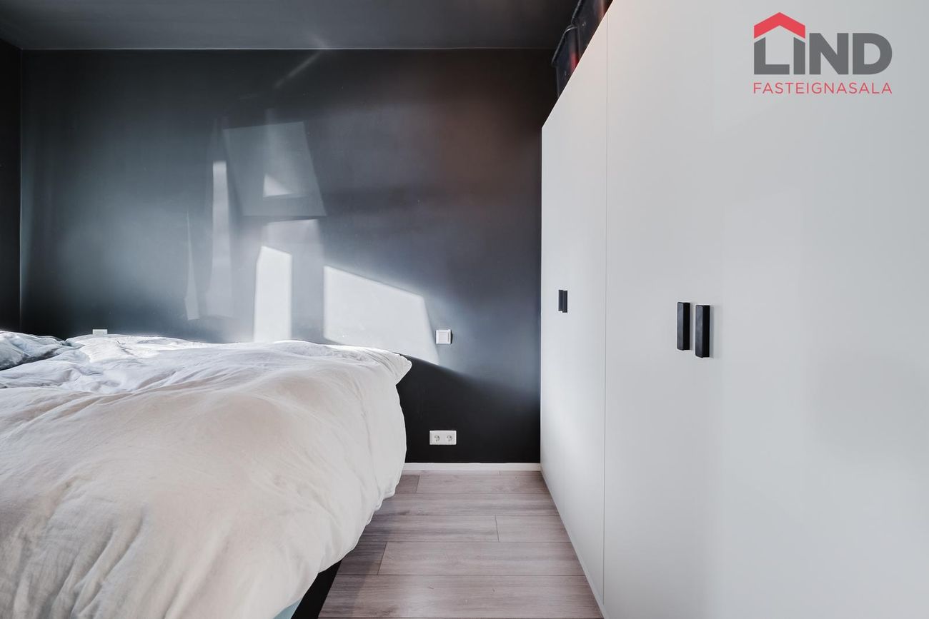 Jöfursbás 11B, 112 Reykjavík