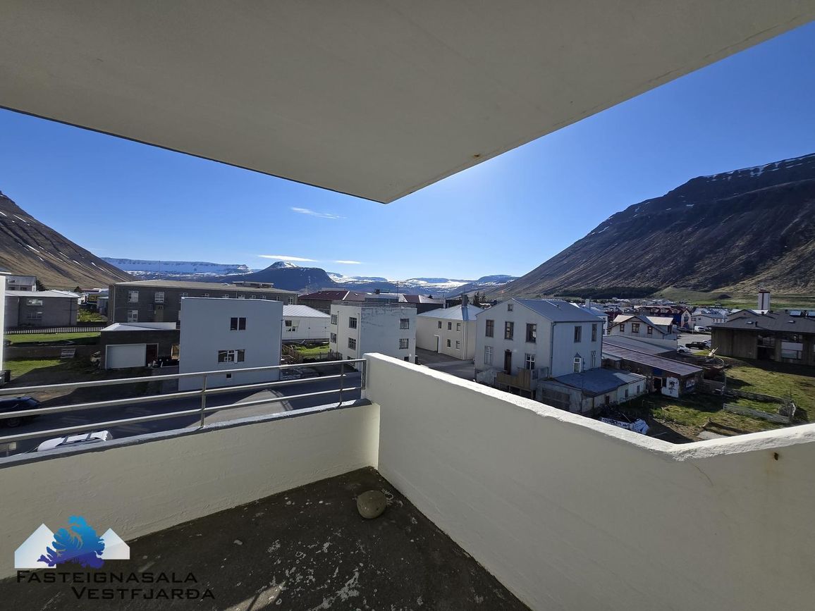 Fjarðarstræti 6, 400 Ísafjarðarbær