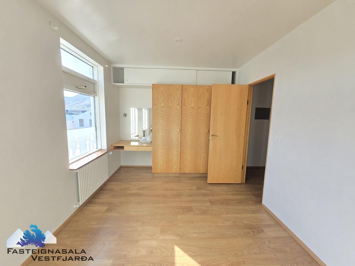 Fjarðarstræti 6, 400 Ísafjarðarbær