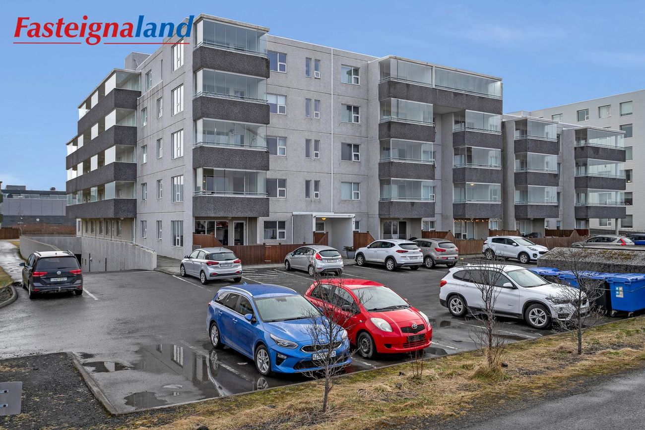 Eskivellir 7, 221 Hafnarfjörður