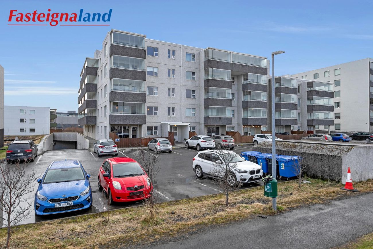 Eskivellir 7, 221 Hafnarfjörður