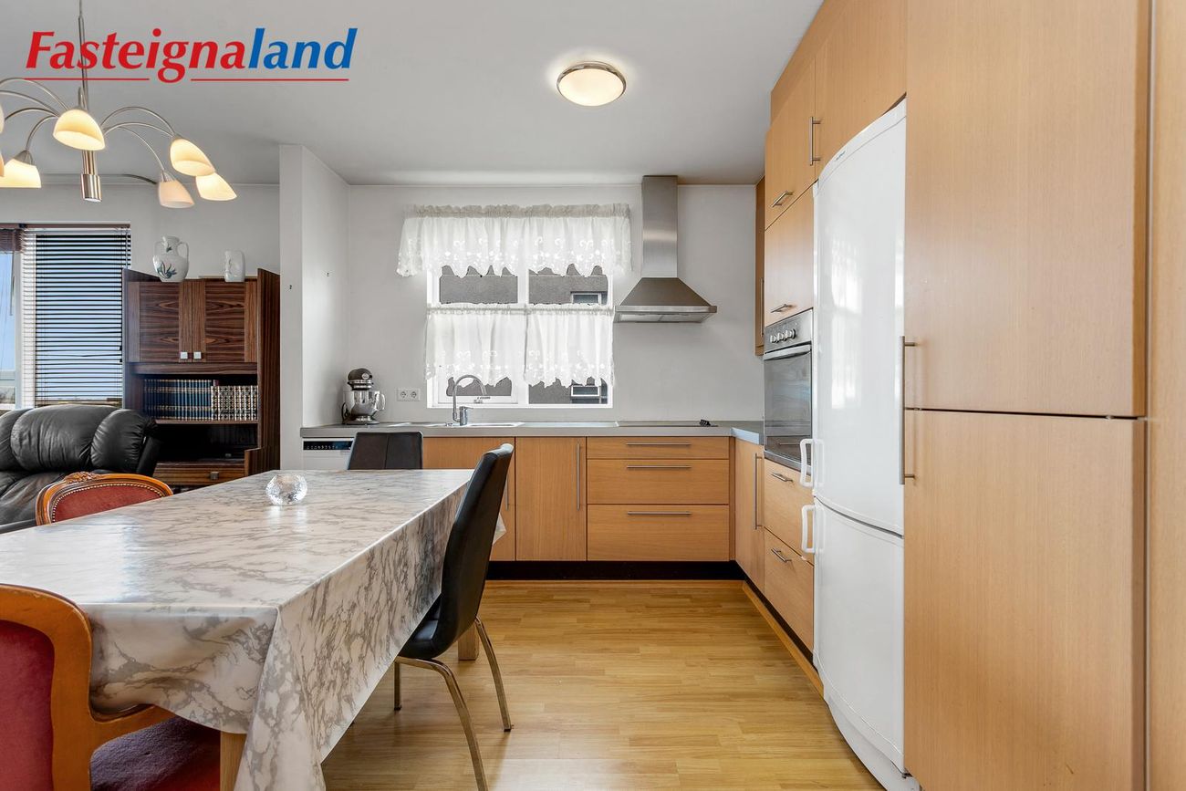 Eskivellir 7, 221 Hafnarfjörður