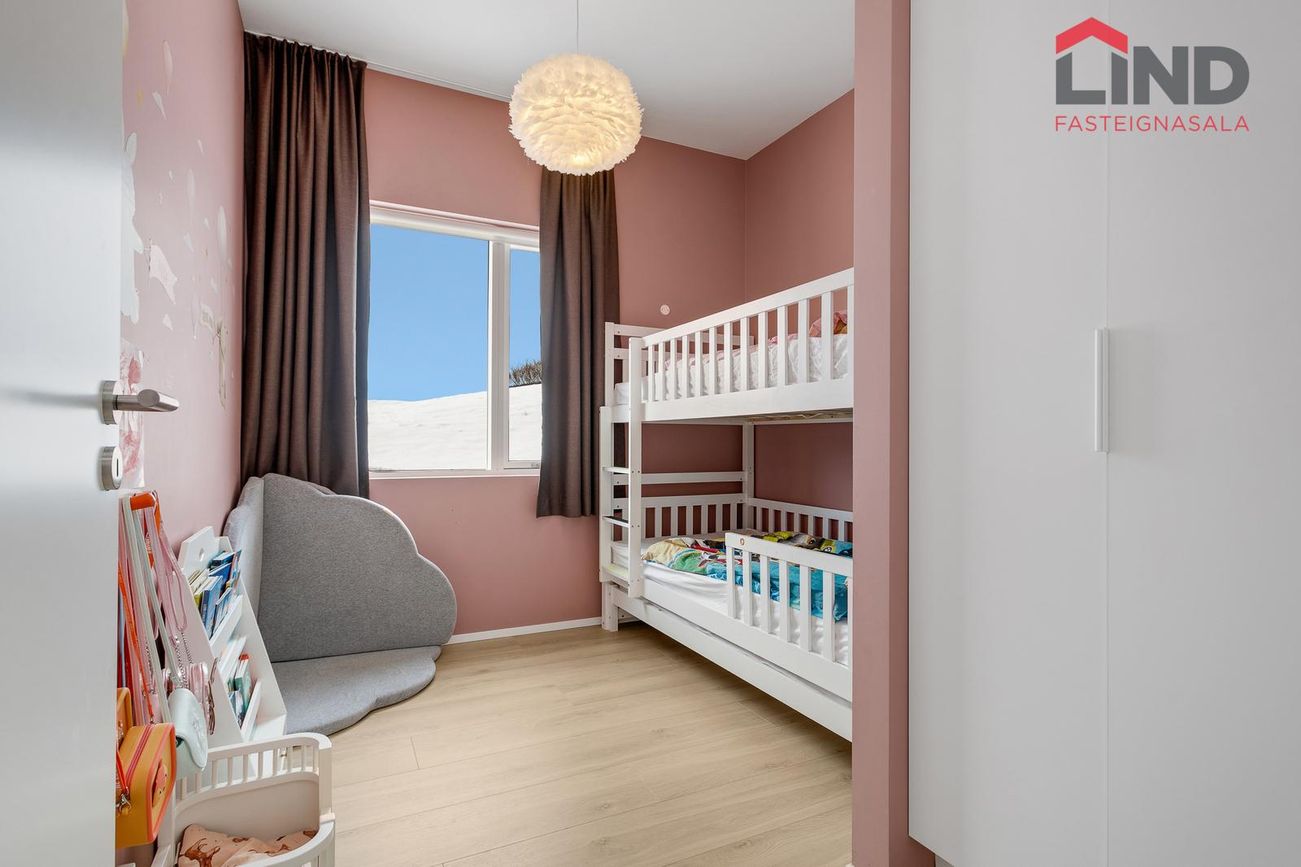 Grímsgata 8 - 0101, 210 Garðabær