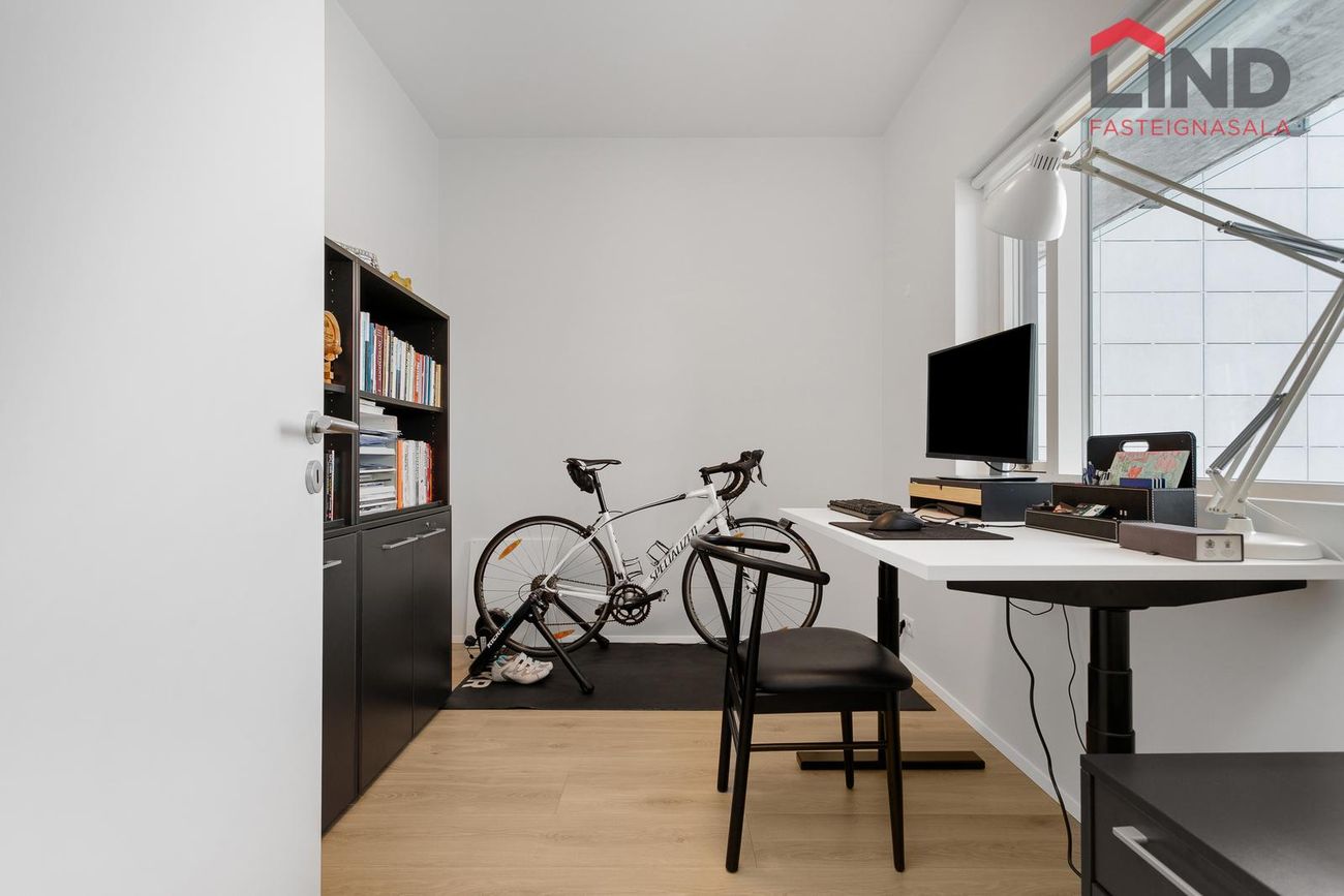 Grímsgata 8 - 0101, 210 Garðabær