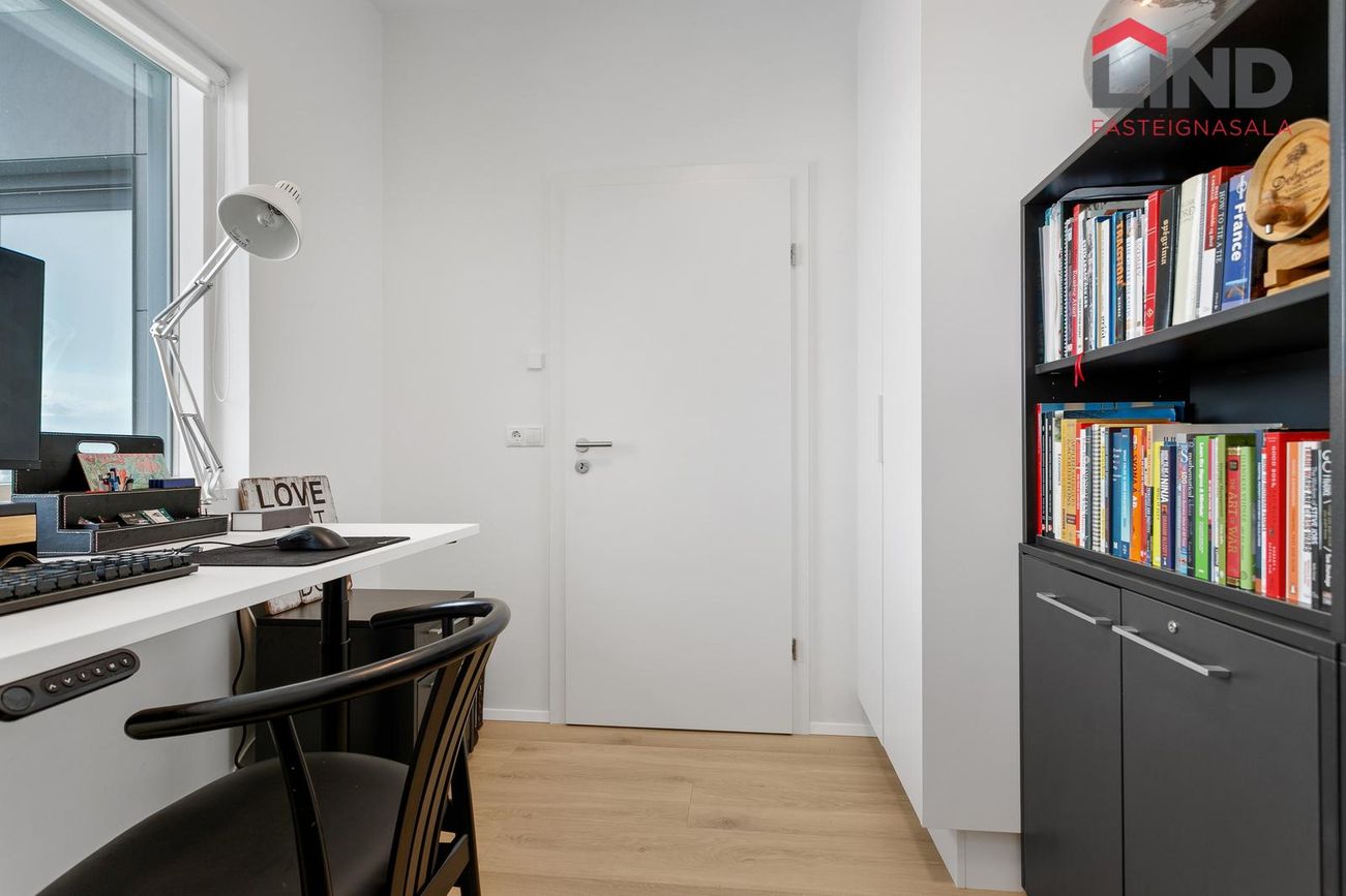 Grímsgata 8 - 0101, 210 Garðabær