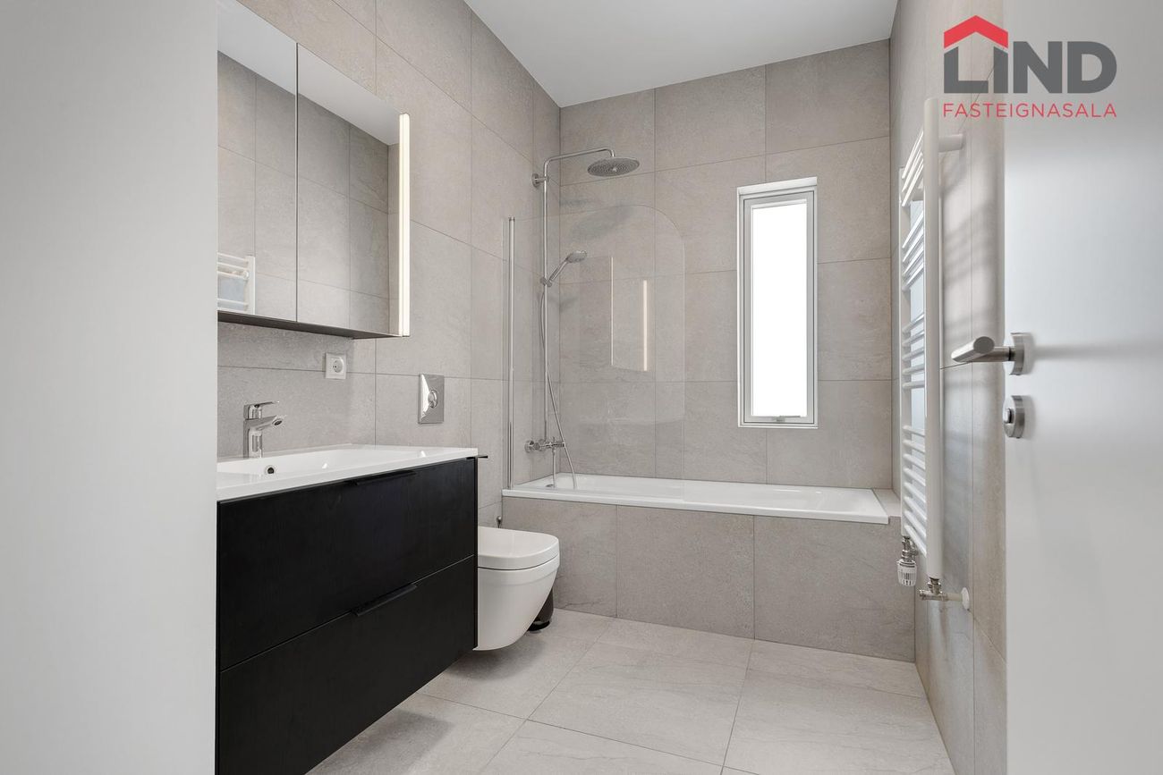 Grímsgata 8 - 0101, 210 Garðabær