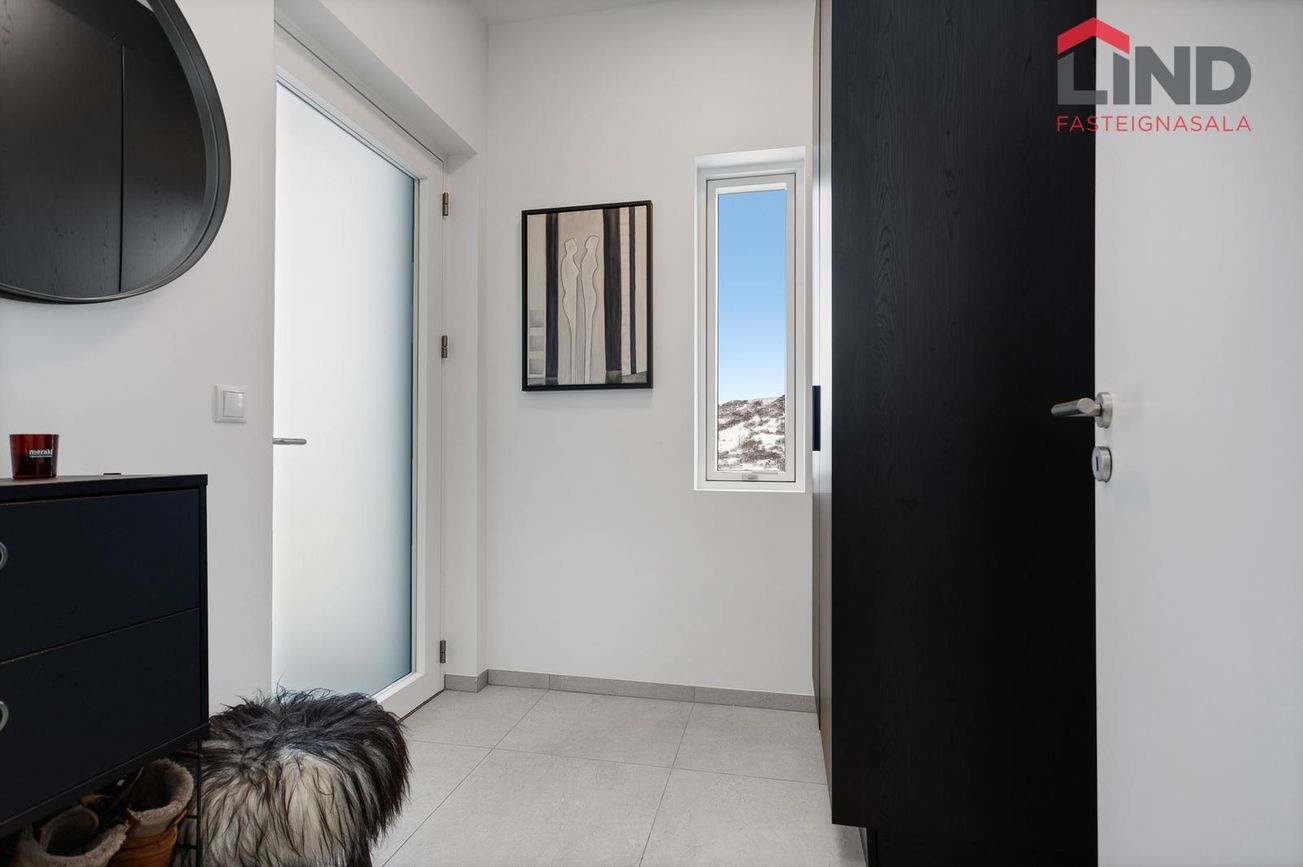 Grímsgata 8 - 0101, 210 Garðabær