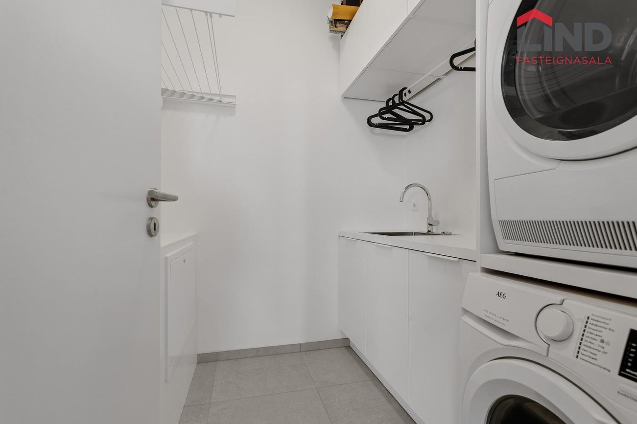 Grímsgata 8 - 0101, 210 Garðabær