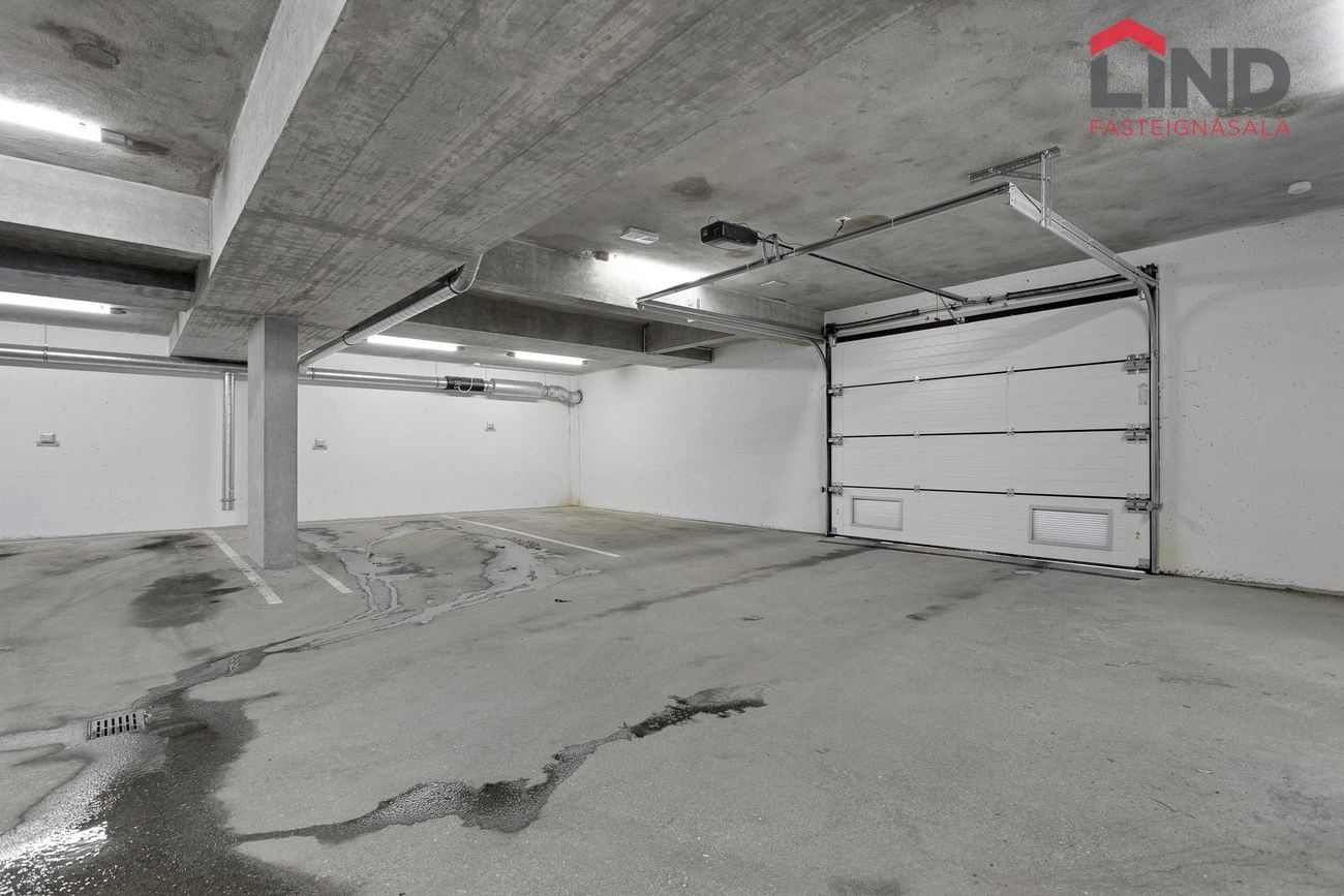 Grímsgata 8 - 0101, 210 Garðabær