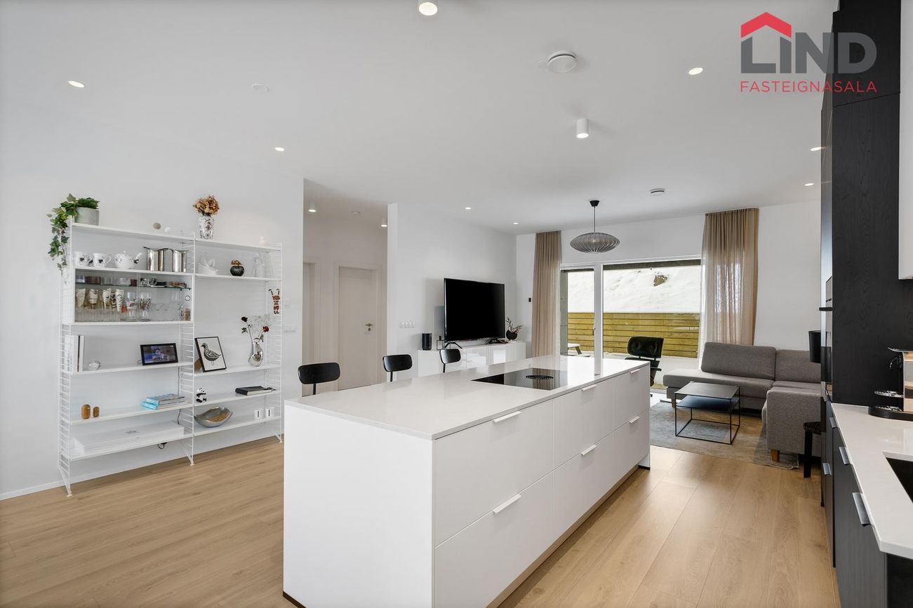 Grímsgata 8 - 0101, 210 Garðabær