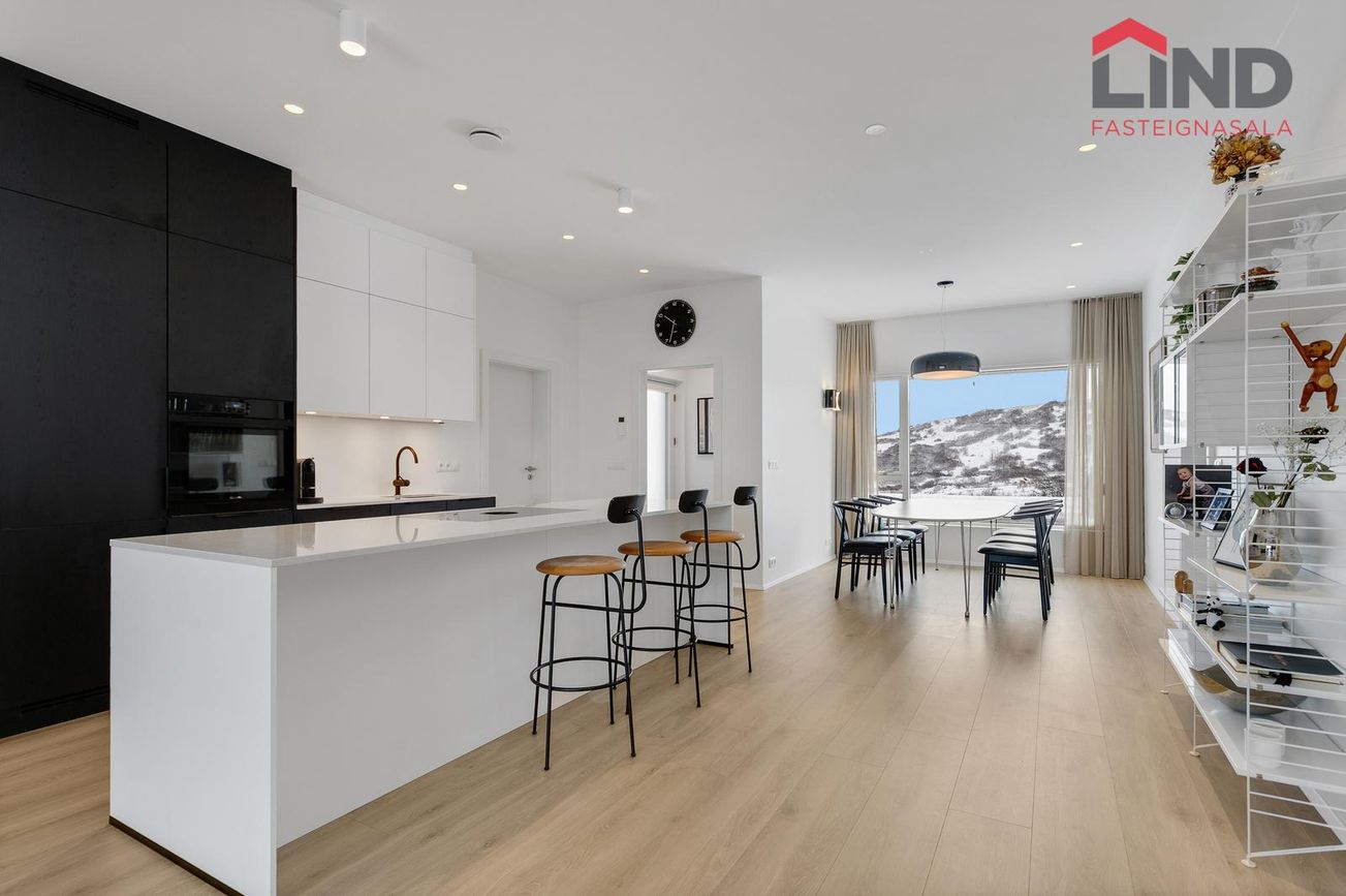 Grímsgata 8 - 0101, 210 Garðabær