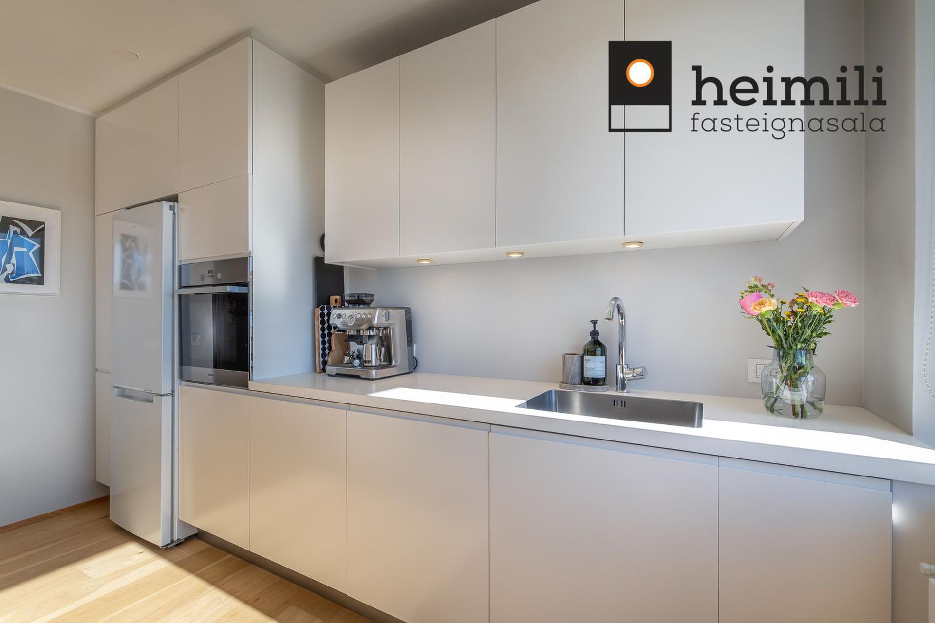 Snæland 1, 108 Reykjavík