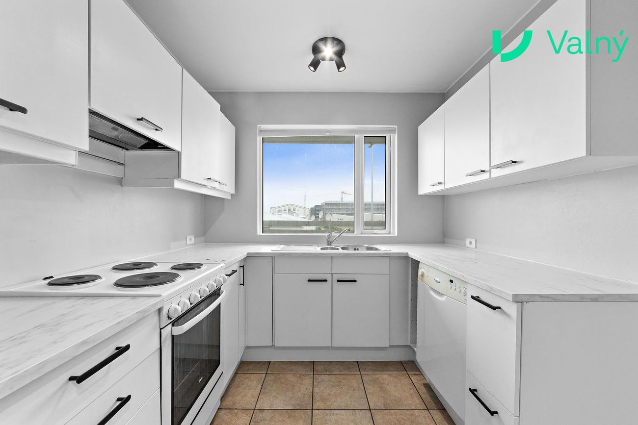 Hjallavegur 3, 260 Reykjanesbær