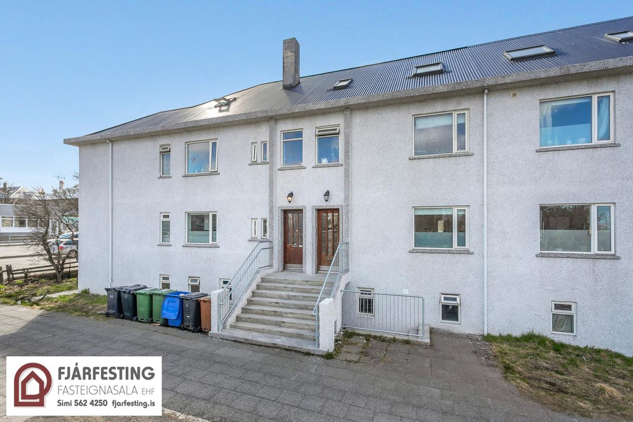 Miklabraut 66, 105 Reykjavík