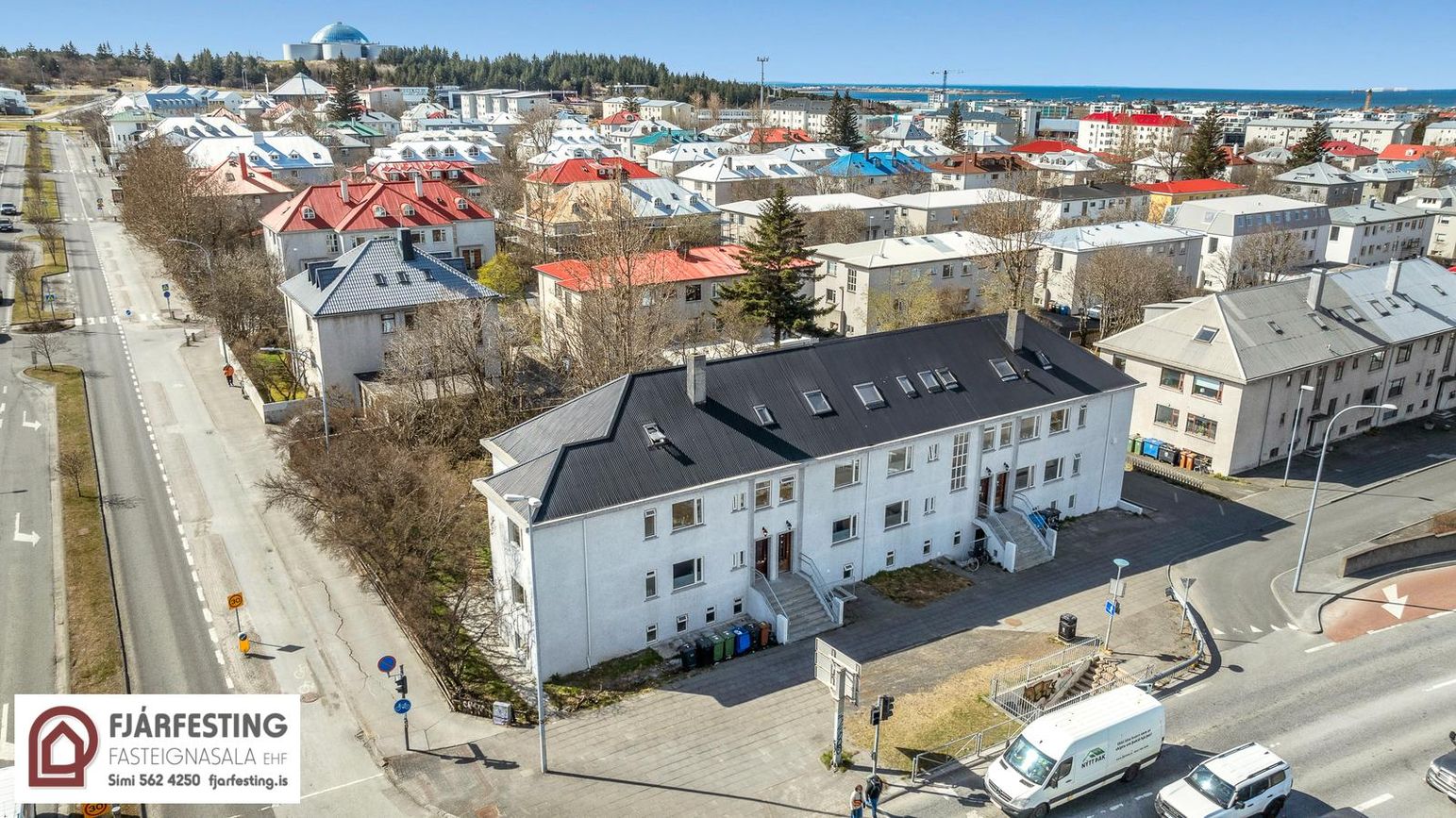 Miklabraut 66, 105 Reykjavík