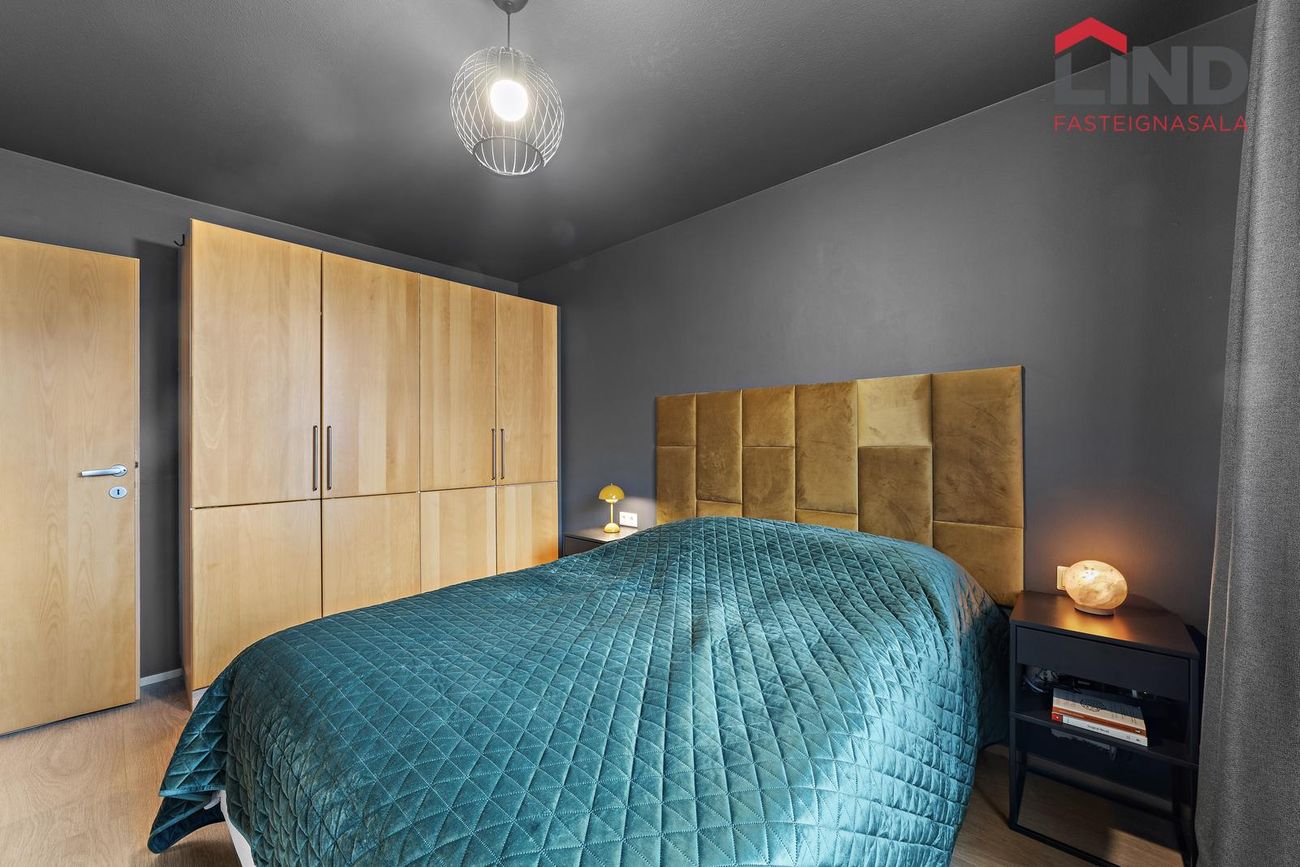 Hólabraut 19, 220 Hafnarfjörður