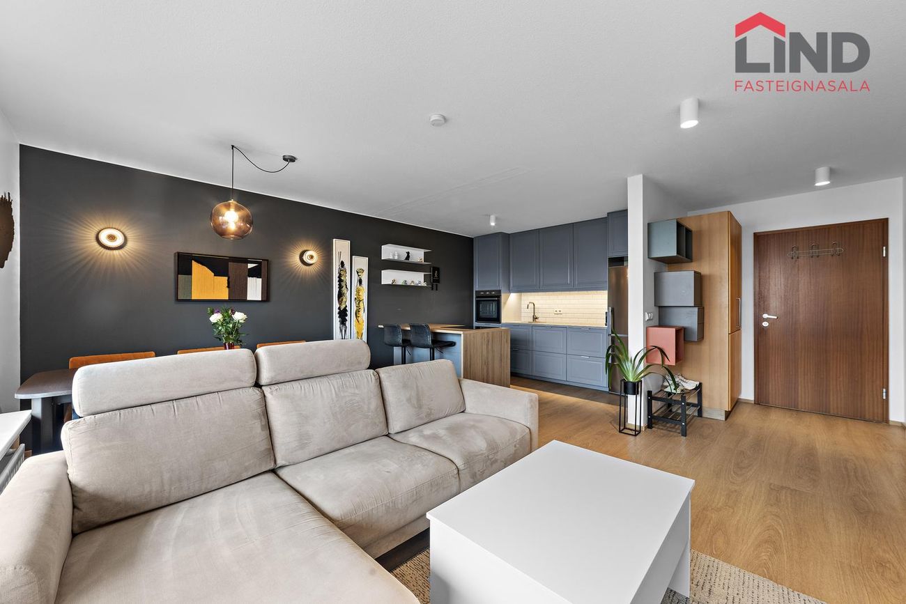 Hólabraut 19, 220 Hafnarfjörður
