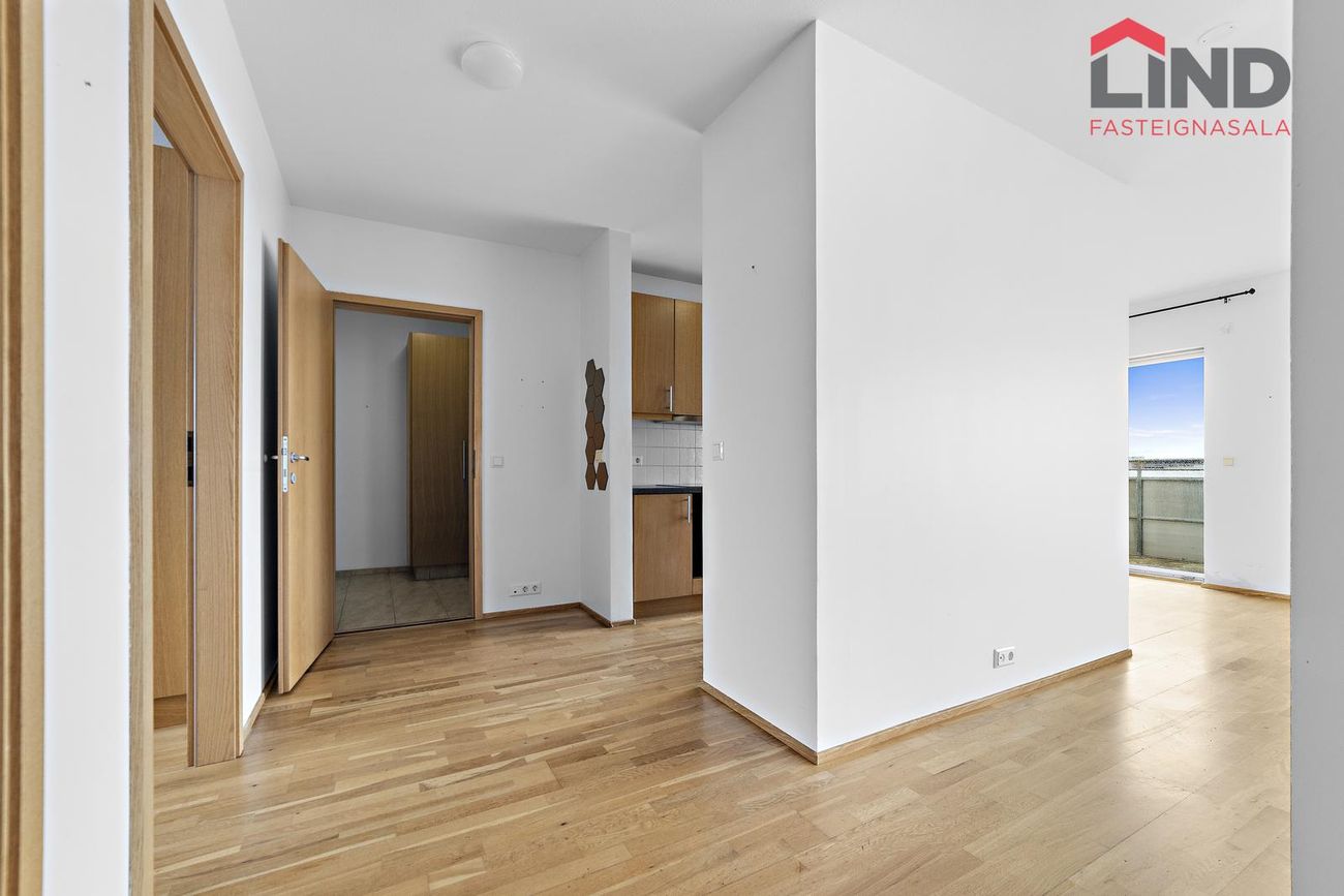 Skólabraut 3, 260 Reykjanesbær