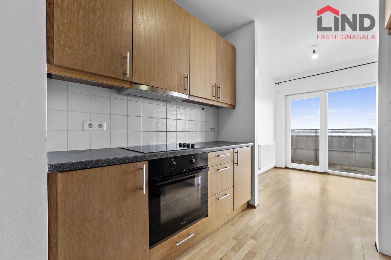 Skólabraut 3, 260 Reykjanesbær