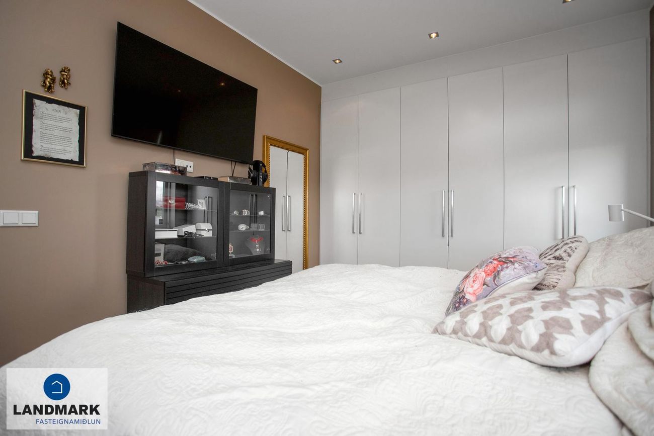 Grandahvarf 1 - 0301, 203 Kópavogur