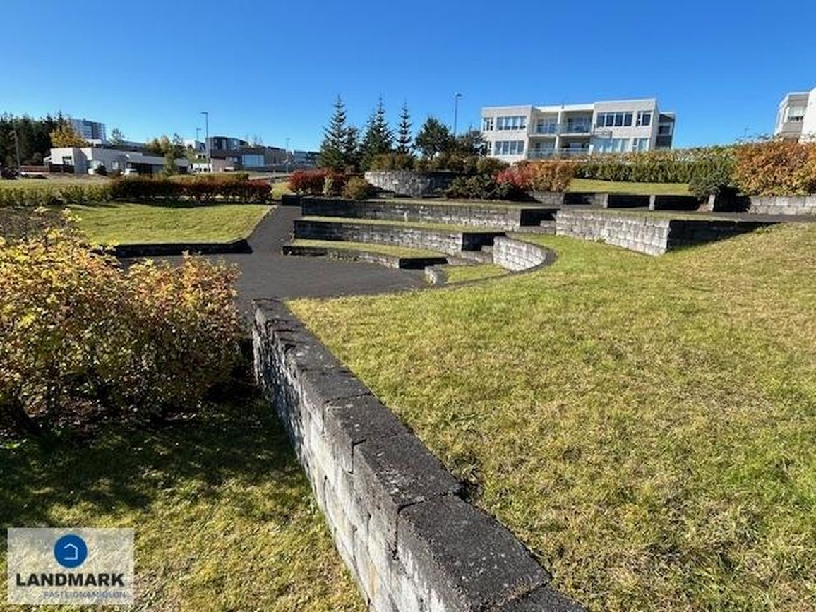 Grandahvarf 1 - 0301, 203 Kópavogur