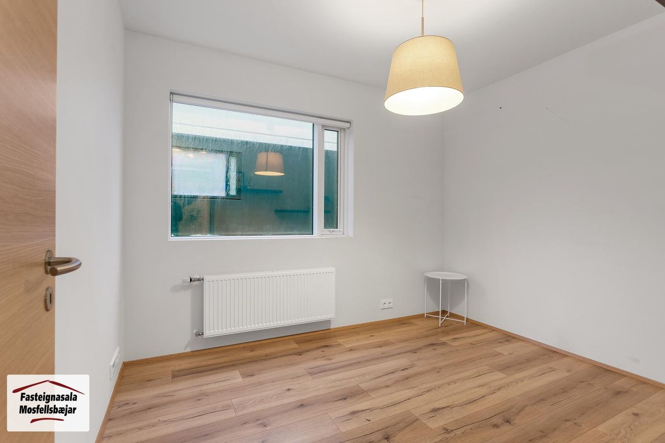 Gerplustræti 16, 270 Mosfellsbær
