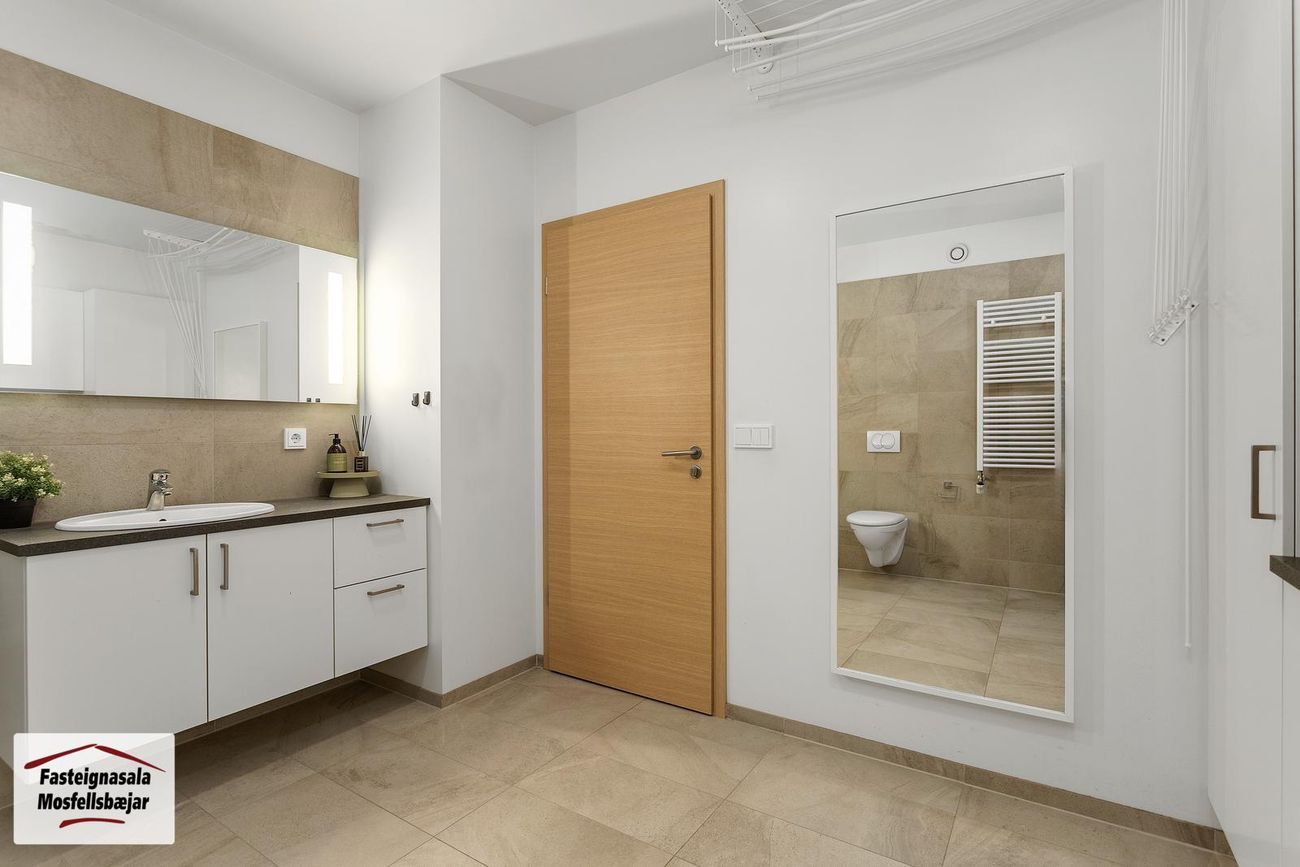 Gerplustræti 16, 270 Mosfellsbær