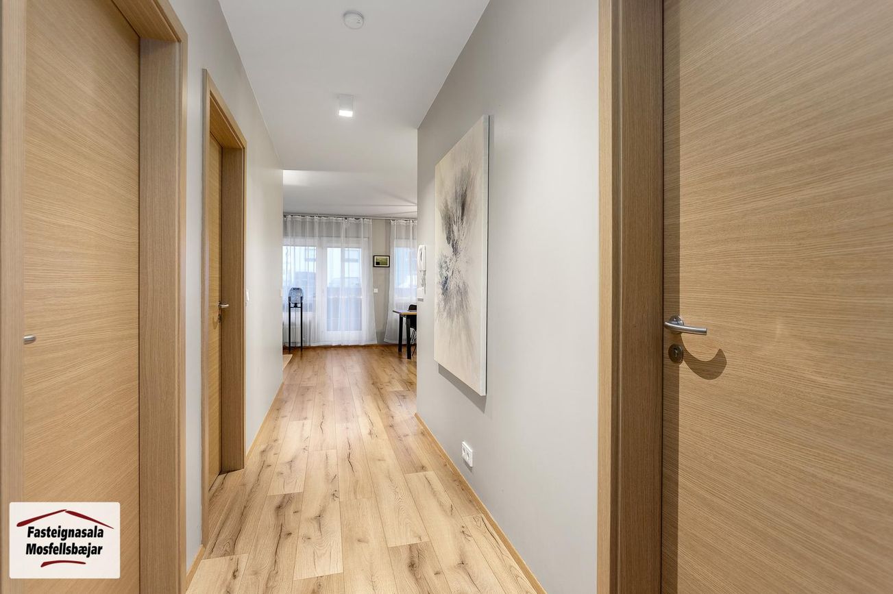 Gerplustræti 16, 270 Mosfellsbær