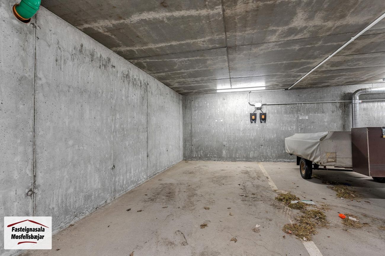 Gerplustræti 16, 270 Mosfellsbær