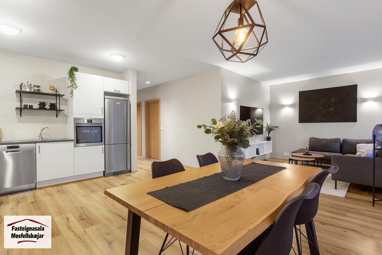 Gerplustræti 16, 270 Mosfellsbær