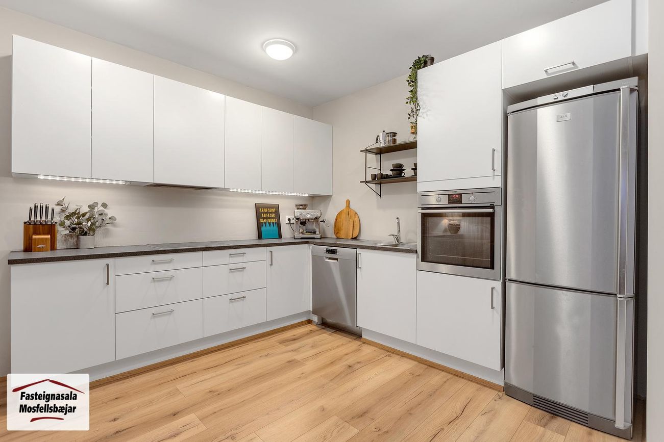 Gerplustræti 16, 270 Mosfellsbær