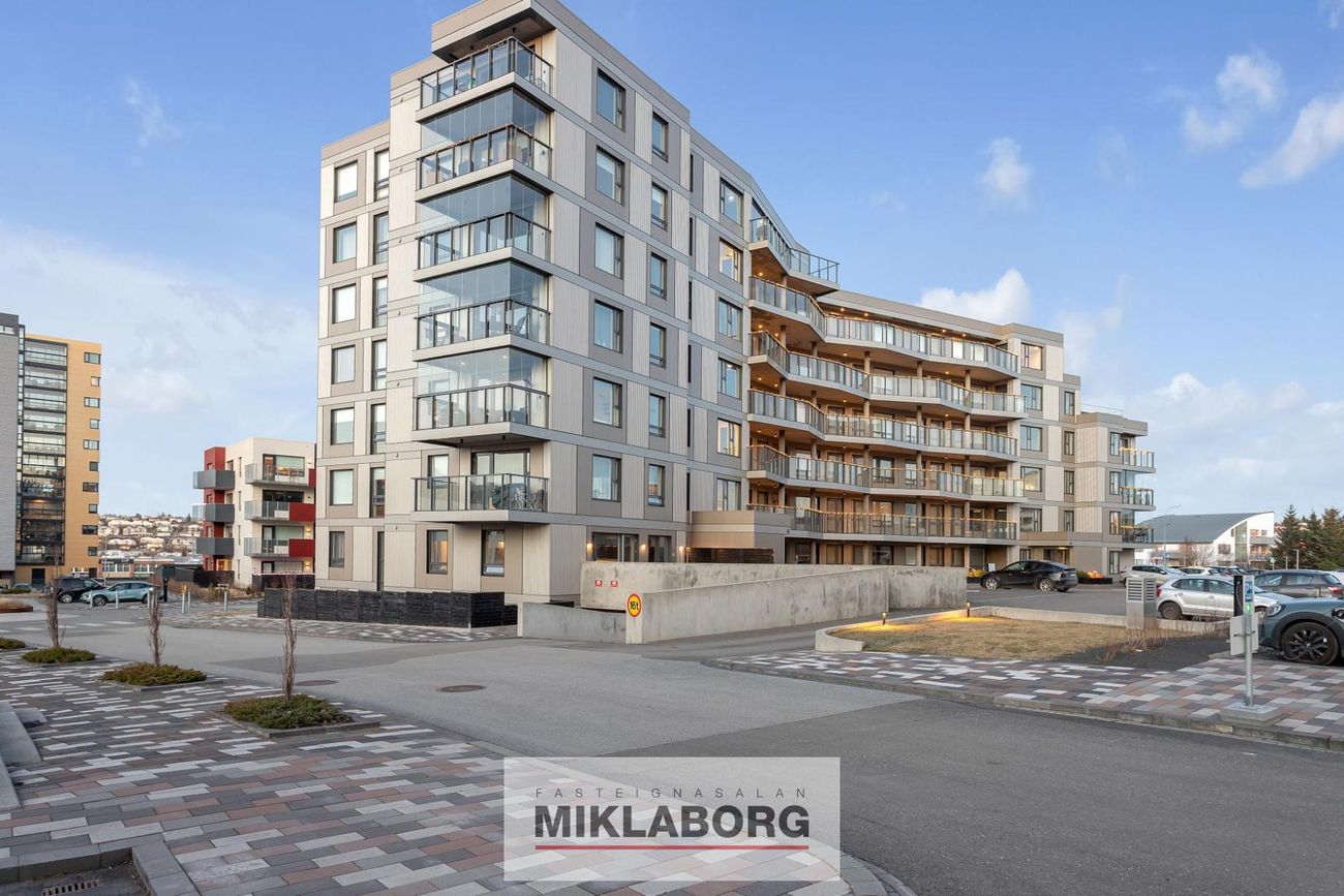 Álalind 18, 201 Kópavogur