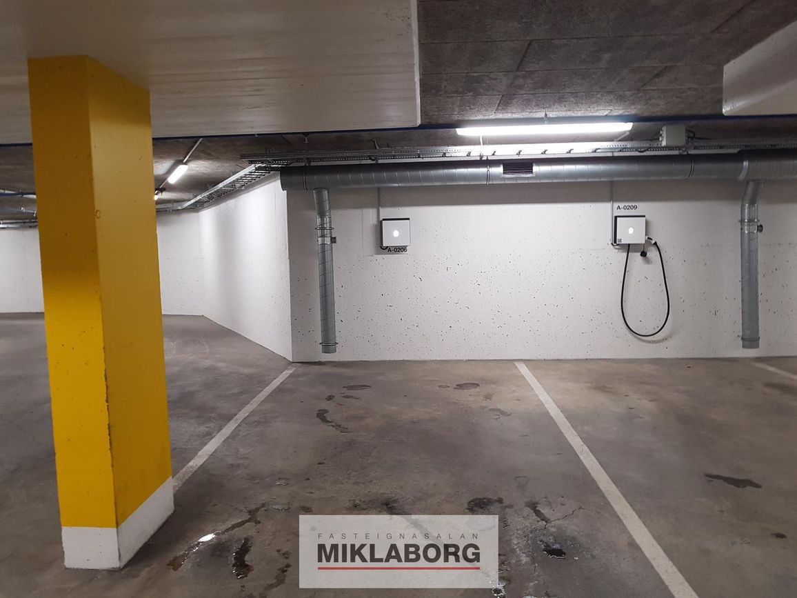 Bjarkarholt 27, 270 Mosfellsbær