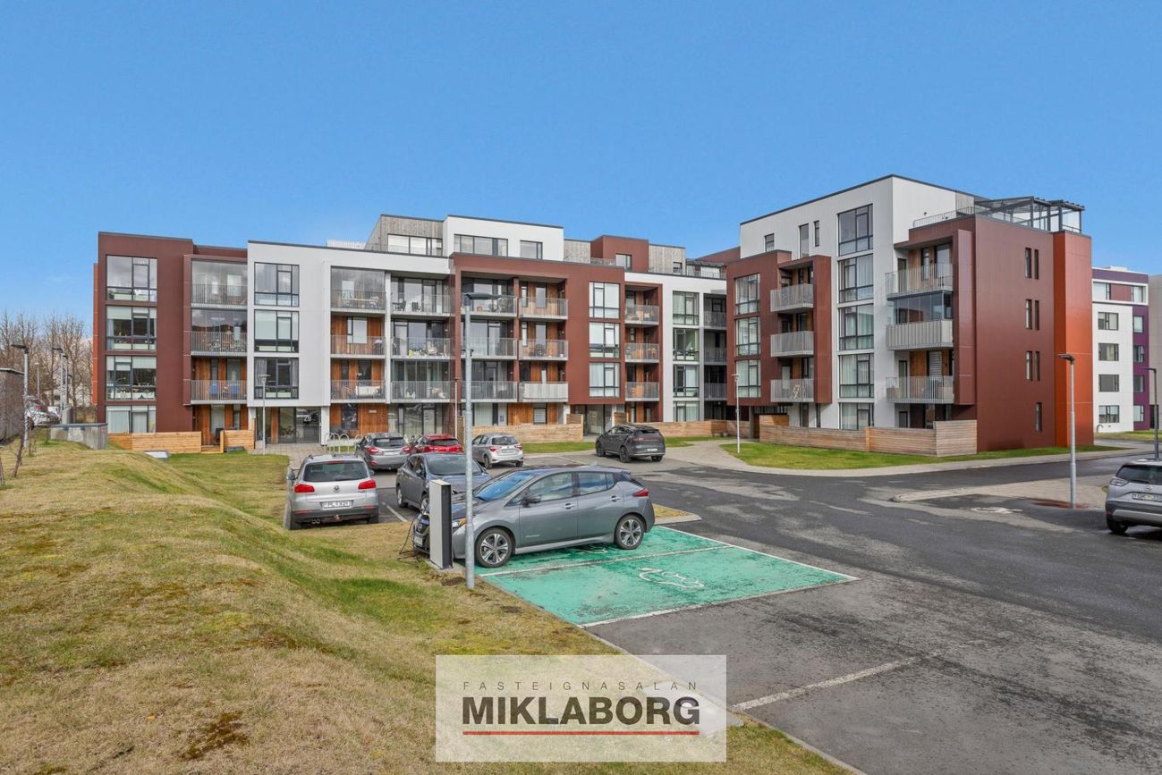 Bjarkarholt 27, 270 Mosfellsbær