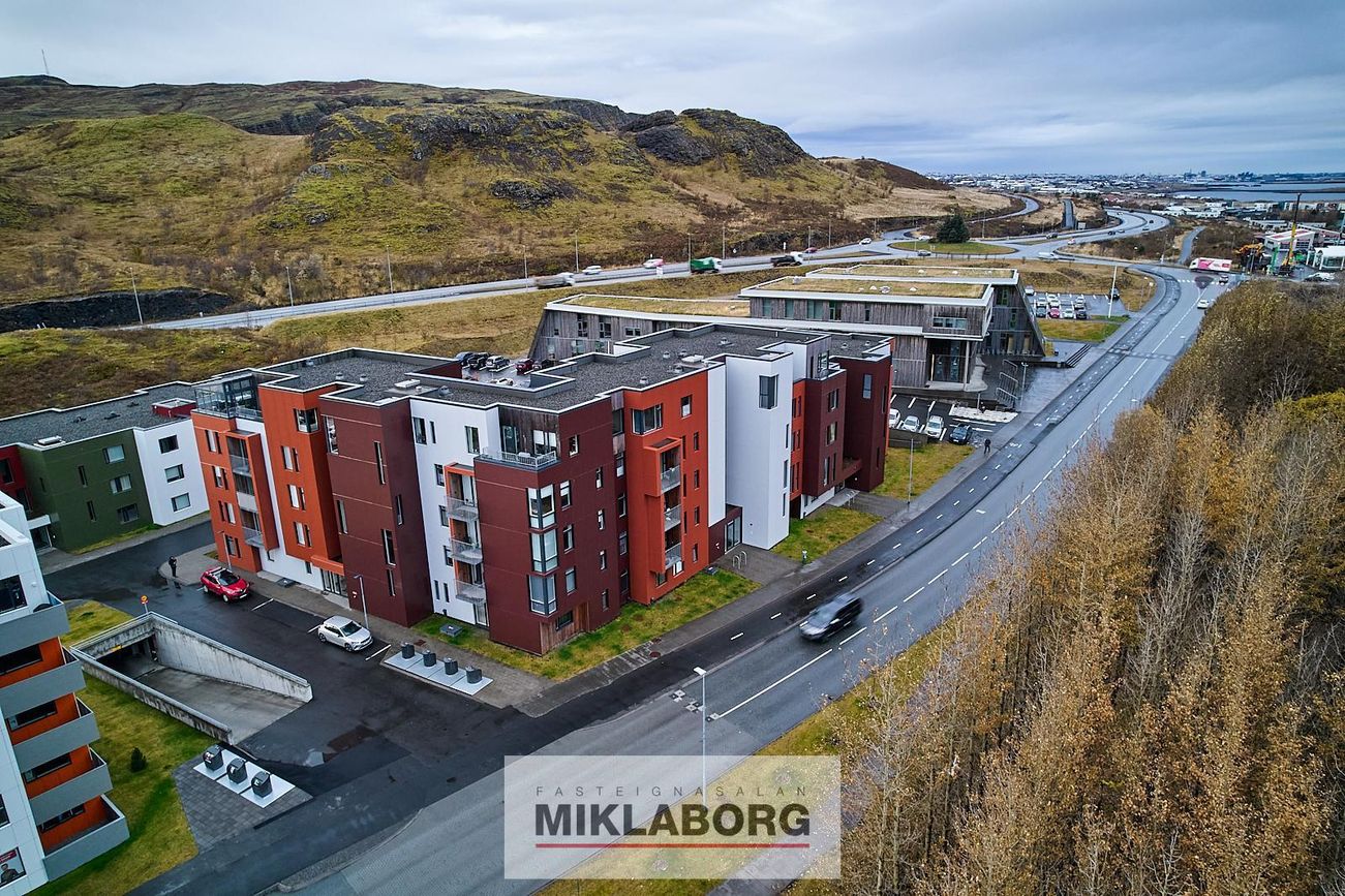 Bjarkarholt 27, 270 Mosfellsbær