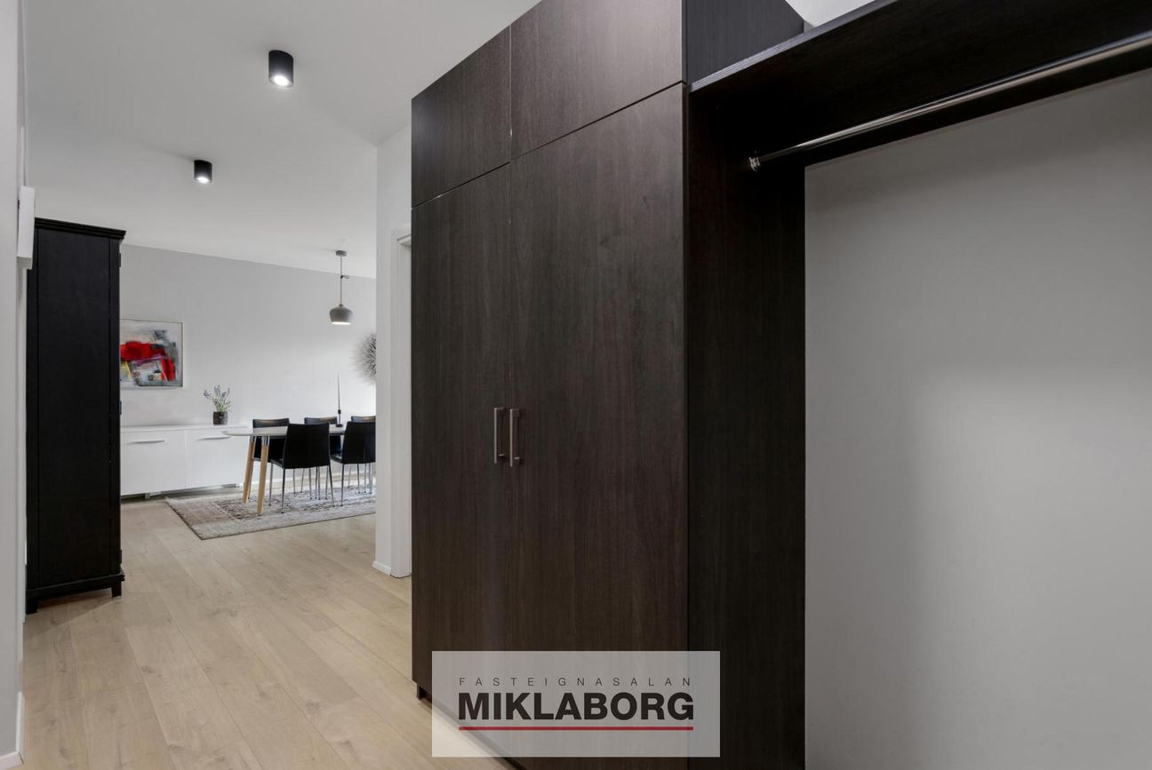 Bjarkarholt 27, 270 Mosfellsbær