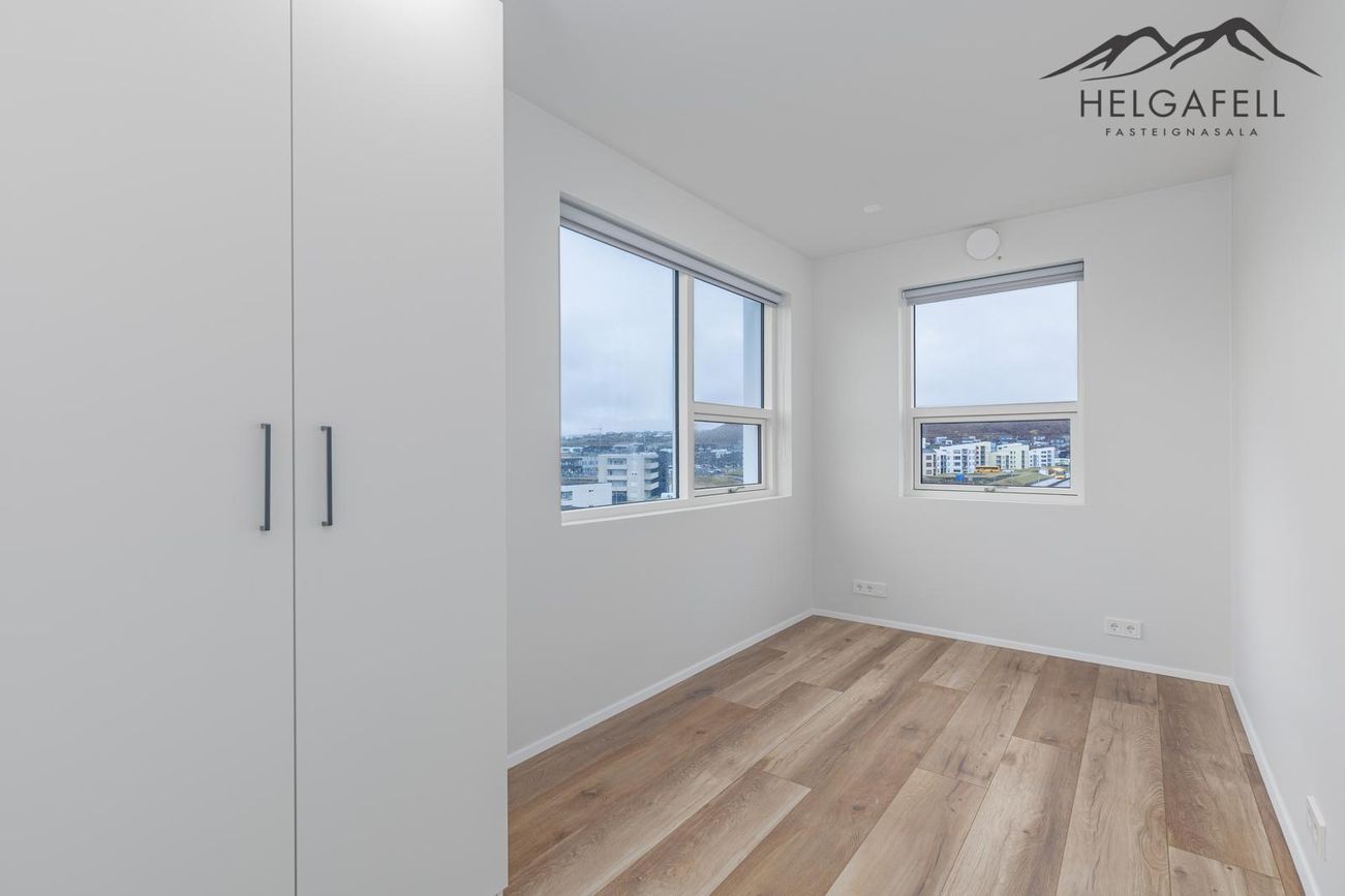 Áshamar 5, 221 Hafnarfjörður